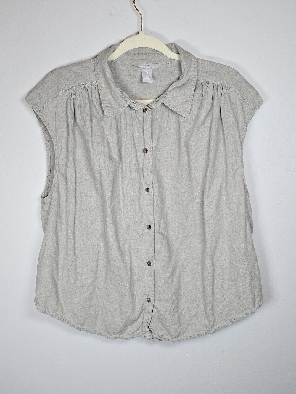 H&M Womens Linen Sleeveless Button Down Top Large Chic Summer Coastal Casual EUC